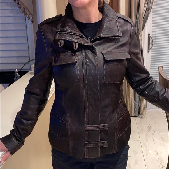 DANIER Woman’s Brown Leather Jacket - Picture 9 of 9